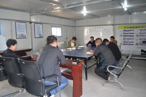 “雙節(jié)”前夕，“三送”到基層