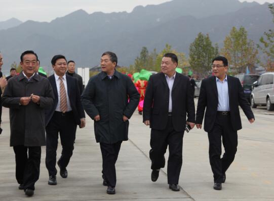 建設(shè)集團承建的草堂健康養(yǎng)老示范園項目舉行開工儀式