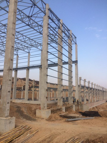 天工公司銅川項目部美鑫公司30萬噸鋁鎂合金項目熔鑄車間工程迎來有色金屬工業(yè)建設(shè)工程質(zhì)量監(jiān)督站陜西分站基礎(chǔ)驗收檢查