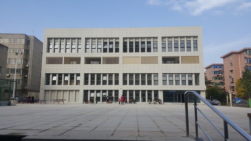 銅川分公司三普中區(qū)職工活動(dòng)中心、地下停車場工程順利交付使用