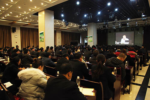 建設(shè)集團(tuán)開展《合同法》、《勞動合同法》專題培訓(xùn)