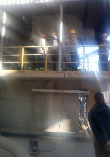 設(shè)備租賃中心順利完成與生態(tài)水泥預(yù)防試驗合同簽訂