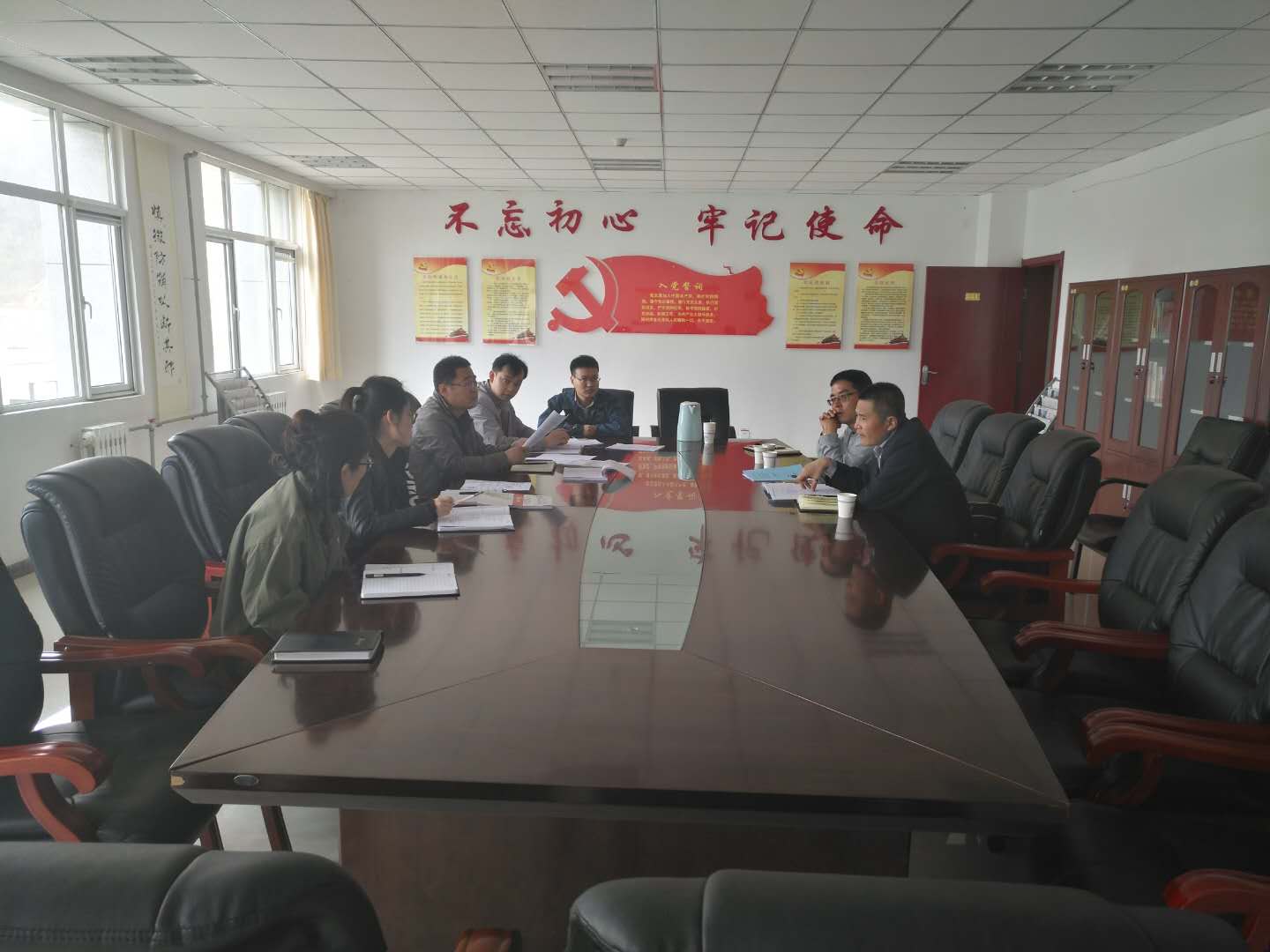 機電安裝公司全力準(zhǔn)備園子溝瓦斯抽采管路安裝工程