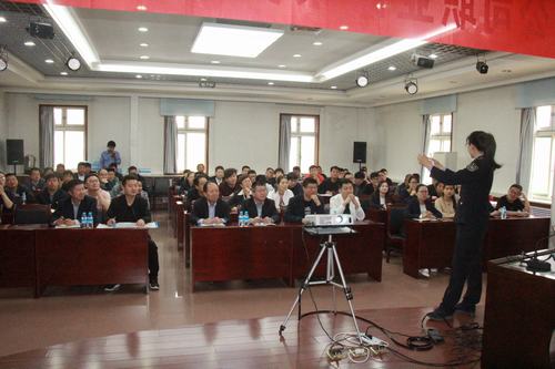 銅煤公司以培訓(xùn)為依托全面加強人才隊伍建設(shè)