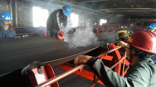 陜煤建設(shè)洗選煤運(yùn)營公司：齊心協(xié)力“敢攻堅(jiān)，打硬仗”