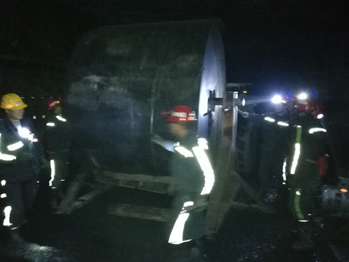 陜煤建設(shè)機電安裝公司神府項目部48小時完成皮帶搶險