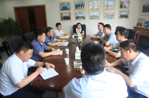 物資集團(tuán)董事長(zhǎng)郭旭東一行來(lái)我公司交流座談