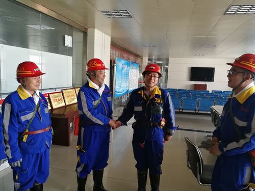 陜煤建設掘進公司：力邀檸條塔礦領(lǐng)導對北翼項目部在建工程進行指導