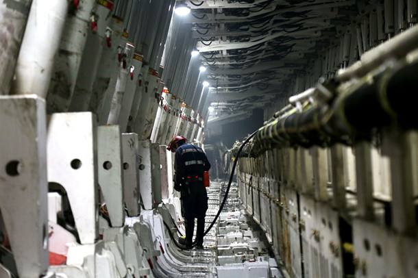 陜煤建設(shè)設(shè)計研究院與紅柳林礦業(yè)公司聯(lián)合開展長距離工作面設(shè)計考察工作