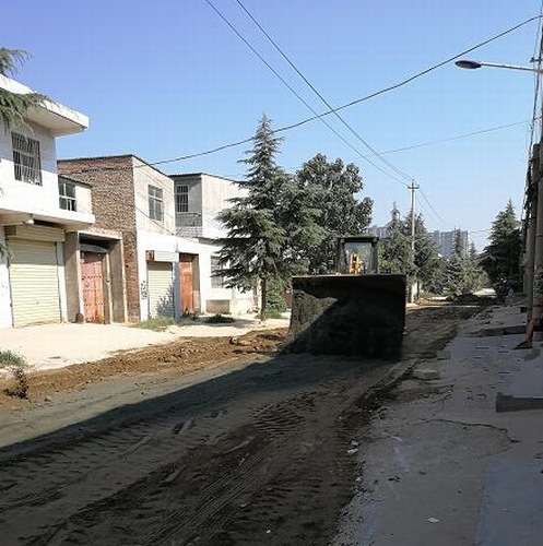 陜煤建設(shè)路橋分公司渭南豐原項目開展創(chuàng)衛(wèi)活動