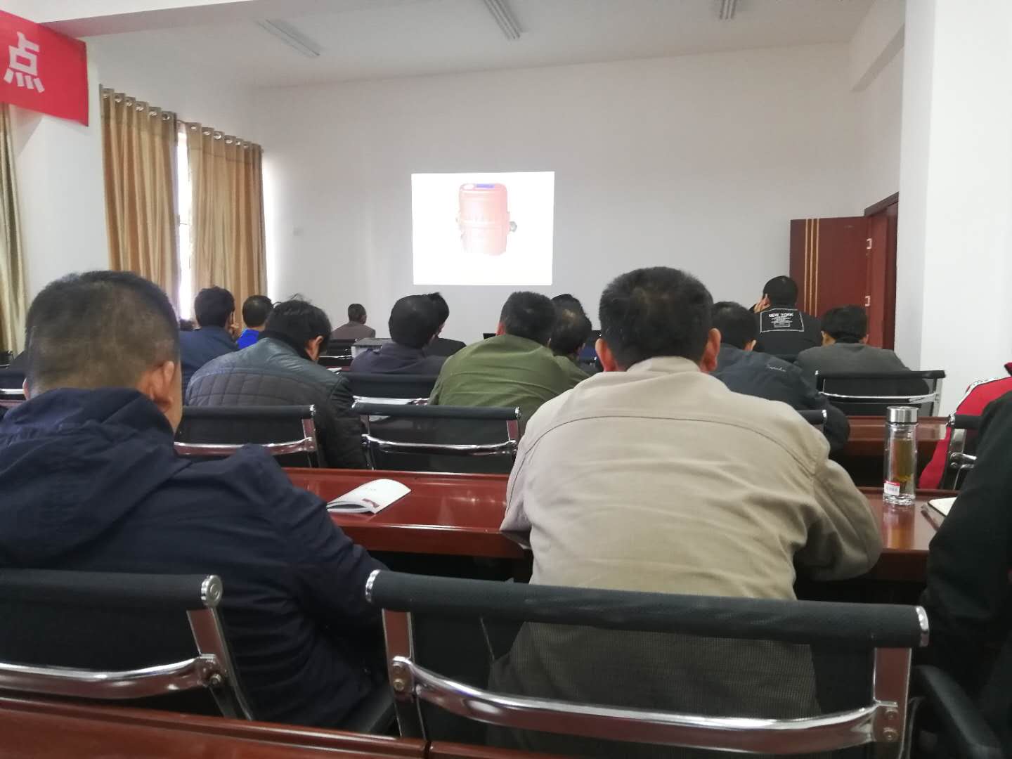 陜煤建設(shè)礦建三公司曹家灘項目部多樣化培訓(xùn)為安全保駕護(hù)航