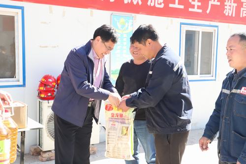 司正林深入礦建二公司車村項(xiàng)目部、天工瑞能項(xiàng)目部走訪慰問