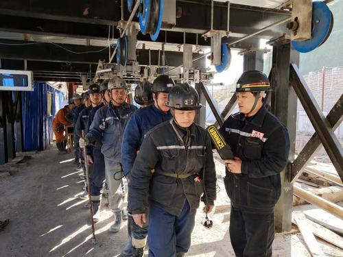 陜煤建設(shè)礦建二公司全力幫扶安全“不放心人”