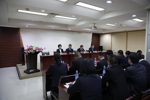 路橋分公司召開“講、敢、改”專題教育和違規(guī)收送禮金專項整治再動員會