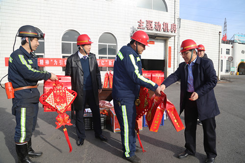 陜煤建設(shè)機(jī)電安裝公司：除夕，我和你一起在施工現(xiàn)場(chǎng)
