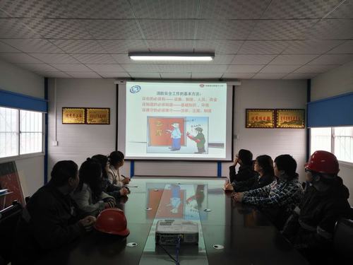 陜煤建設(shè)韓城分公司土建六項(xiàng)目部“消防課堂”學(xué)用結(jié)合效果顯著