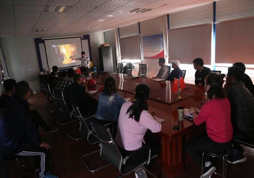 咸陽(yáng)分公司第一項(xiàng)目部開(kāi)展春季消防知識(shí)普及活動(dòng)