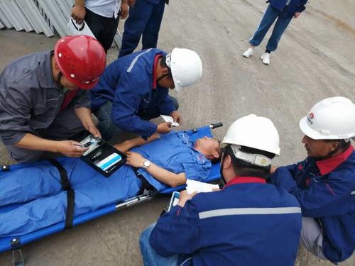 陜煤建設(shè)韓城分公司各基層單位積極開展高空墜落事故應(yīng)急救援演練活動(dòng)