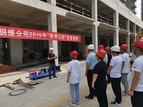 陜煤建設(shè)銅煤公司應(yīng)急演練品種多樣式全覆蓋廣