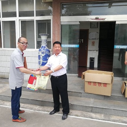 陜煤建設(shè)設(shè)計(jì)研究院： 積極開展“送清涼、沁人心”活動