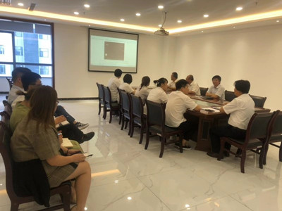 物資公司：@黨員干部：“雙節(jié)”將至，有份節(jié)日“禮物”請(qǐng)您查收