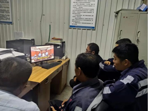 陜煤建設(shè)集團(tuán)洗選煤運(yùn)營(yíng)公司安裝第五項(xiàng)目部黨支部：加強(qiáng)理論基礎(chǔ)，提高思想認(rèn)識(shí)