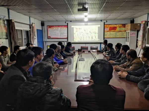 陜煤建設(shè)礦建二公司冶坪項(xiàng)目部用視聽盛宴樹牢防火意識，強(qiáng)化責(zé)任擔(dān)當(dāng)