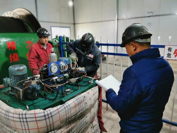 陜煤建設礦建二公司認真開展生產(chǎn)安全大排查第二階段活動