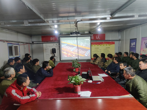 陜煤建設機電安裝公司曹家灘項目部多舉措確?！傲汶[患”