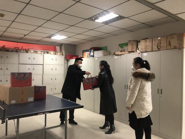 陜煤建設(shè)礦建二公司開展“抗疫情、巾幗夢(mèng)”活動(dòng)