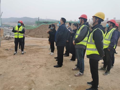 陜西省政府投資評(píng)審中心、陜西省發(fā)改委縣域處及咸陽(yáng)市發(fā)改委相關(guān)領(lǐng)導(dǎo)蒞臨銀西高鐵項(xiàng)目指導(dǎo)檢查工作