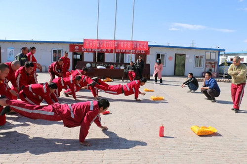 陜煤建設(shè)機(jī)電安裝公司曹家灘項(xiàng)目部：“我們的節(jié)日”這樣過(guò)