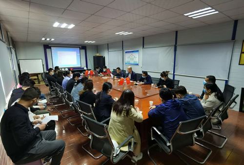 座談交流共提高，凝聚共識(shí)促發(fā)展