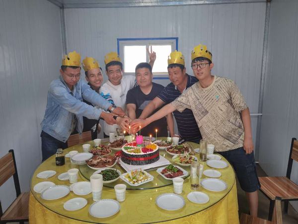 陜煤建設(shè)礦建二公司：暖心生日會鐫刻盛夏好時(shí)光