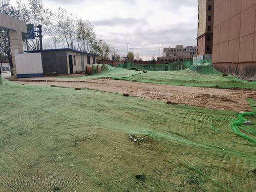 陜煤建設(shè)銅煤公司第一項(xiàng)目部多措并舉狠抓工地?fù)P塵治理