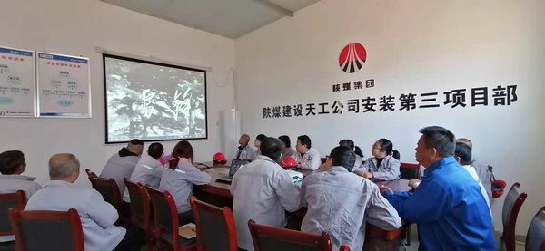 陜煤建設(shè)天工公司安裝三部開展“學(xué)雷鋒英雄事跡，踐行雷鋒精神活動(dòng)”