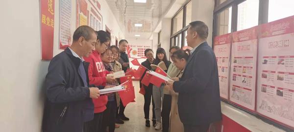 陜煤建設(shè)韓城分公司機(jī)關(guān)黨支部開(kāi)展“百年黨史 紅色經(jīng)典誦讀”活動(dòng)