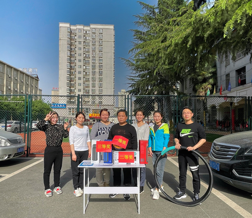 陜煤建設(shè)智慧泊車：五四青年喜迎十四運(yùn)，趣味運(yùn)動(dòng)會(huì)精彩上演