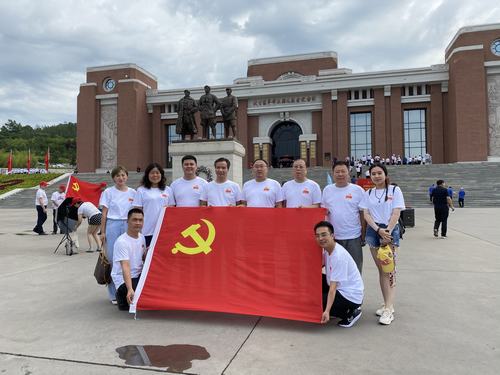 陜煤建設市場開發(fā)分公司開展“走進照金、探尋初心”主題黨日活動