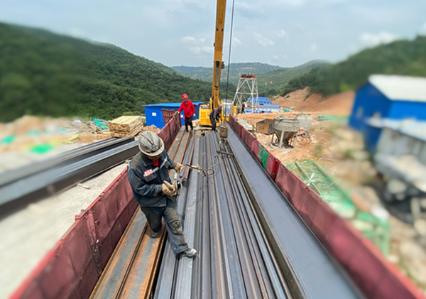 陜煤建設(shè)礦建三公司崔木項(xiàng)目部：立秋不見秋，高溫下繼續(xù)堅(jiān)守