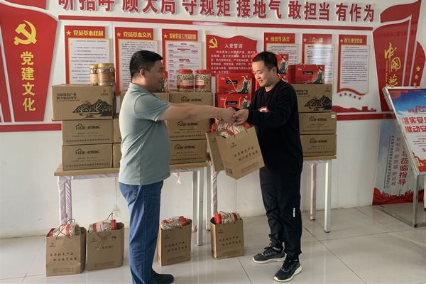 陜煤建設(shè)礦建二公司：中秋慰問(wèn)在一線情暖職工到基層