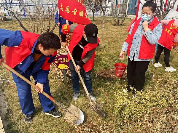 陜煤建設(shè)澄合分公司各基層單位開(kāi)展“植樹(shù)護(hù)綠，美麗家園”義務(wù)植樹(shù)活動(dòng)