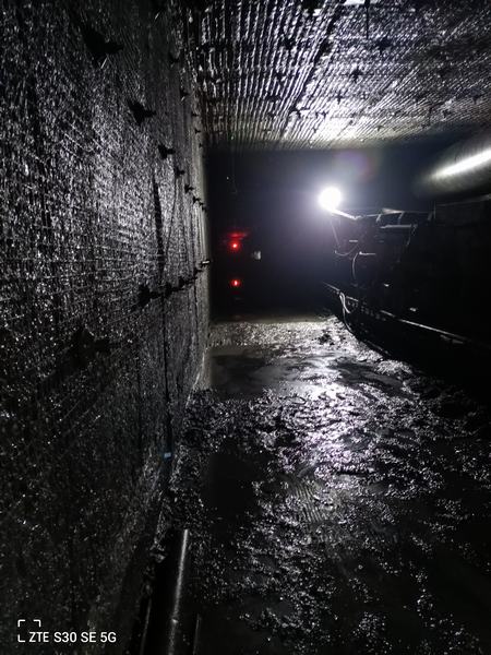 陜煤建設(shè)煤礦運營服務(wù)公司：牛！快掘隊又破紀(jì)錄了