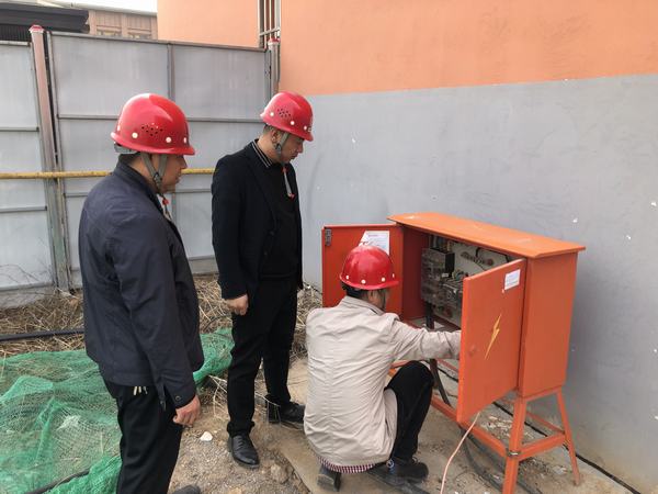 陜煤建設(shè)澄合分公司第十五項(xiàng)目部開展“青安崗”安全檢查志愿活動