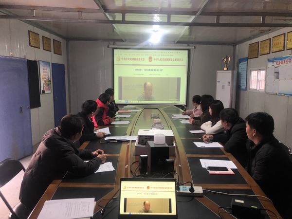 陜煤建設(shè)澄合分公司第十五項目部多形式開展黨風廉政警示教育活動