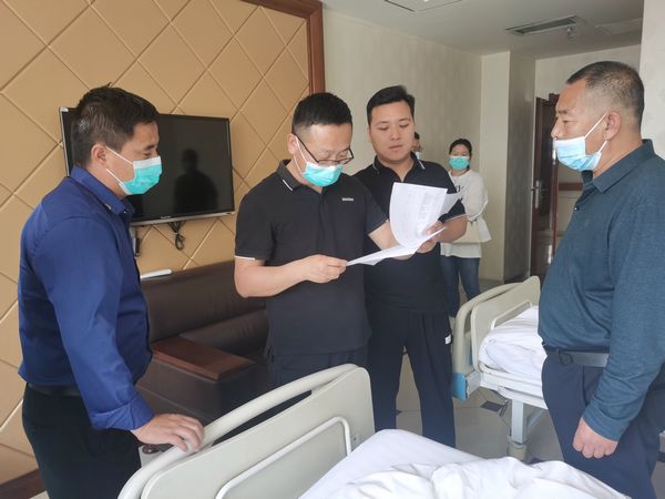 陜煤建設(shè)天工公司渭陽佳苑項(xiàng)目部：關(guān)愛病癥職工暖人心