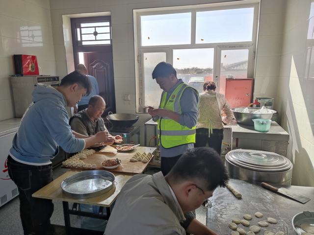 陜煤建設(shè)銅煤公司：最美“五月天”，我們的打開方式