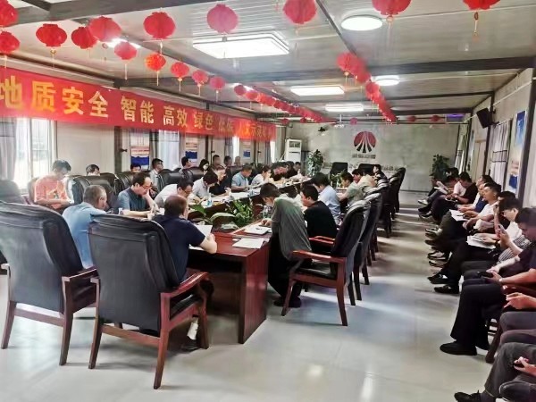 陜煤建設(shè)澄合分公司承建的西卓煤礦北翼總回風(fēng)、北翼回風(fēng)、措施巷管路安裝工程順利通過(guò)竣工驗(yàn)收