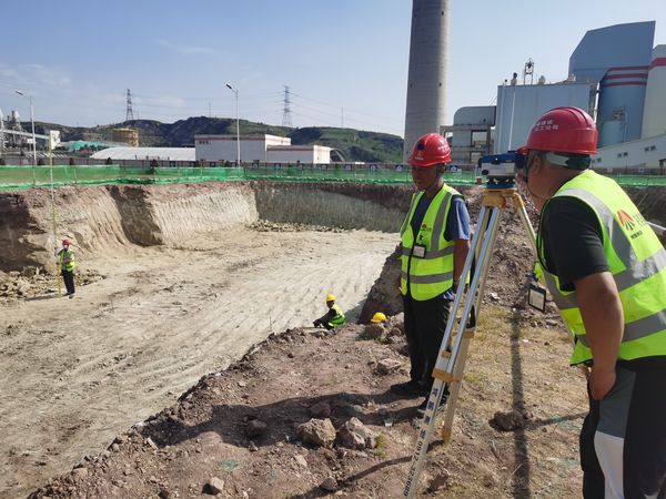 陜煤建設(shè)天工公司施工前沿以高溫“烤”驗(yàn)，“暑”寫勞動(dòng)畫卷