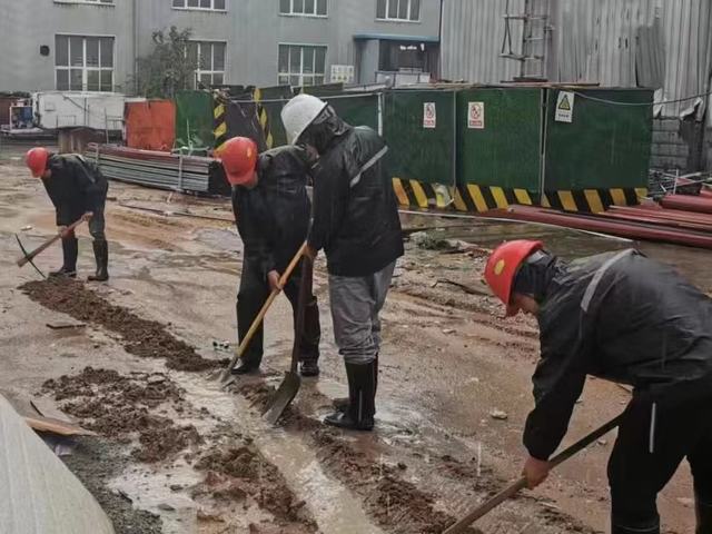 陜煤建設銅煤公司：基層項目部打好“雨季三防”防御戰(zhàn) 筑牢安全生產(chǎn)防線